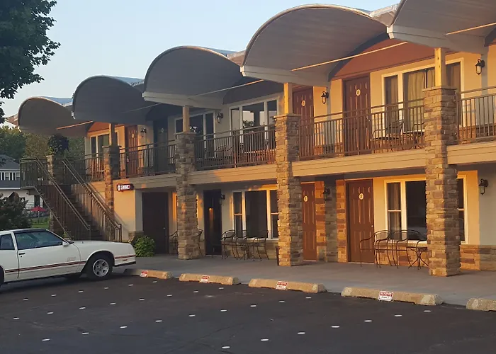 Black Hawk Motel & Suites
